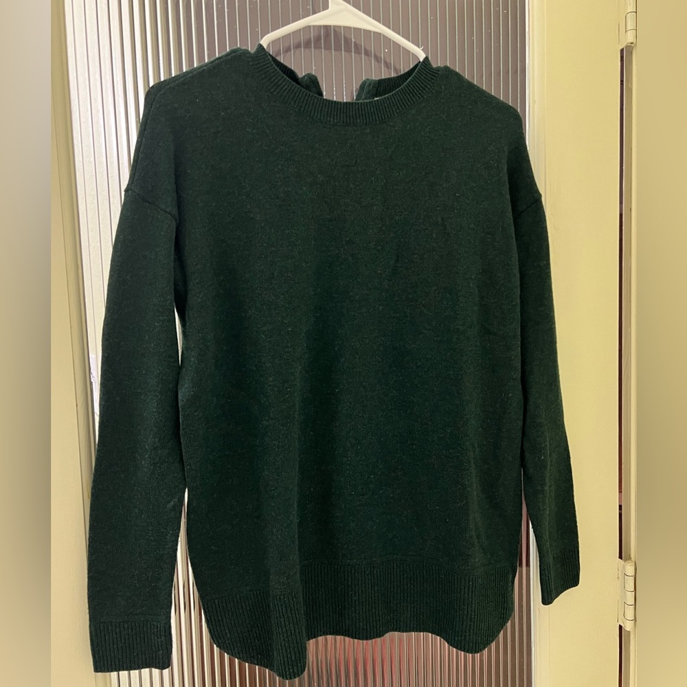 Dark green long sleeve sweater